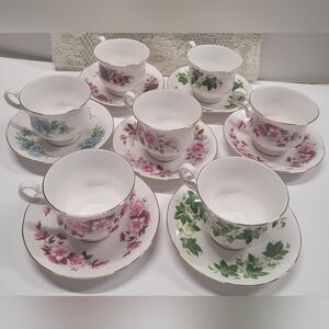 Queen Anne Bone China Tea Cups With Saucer Set of 7 England Excellent Condition
